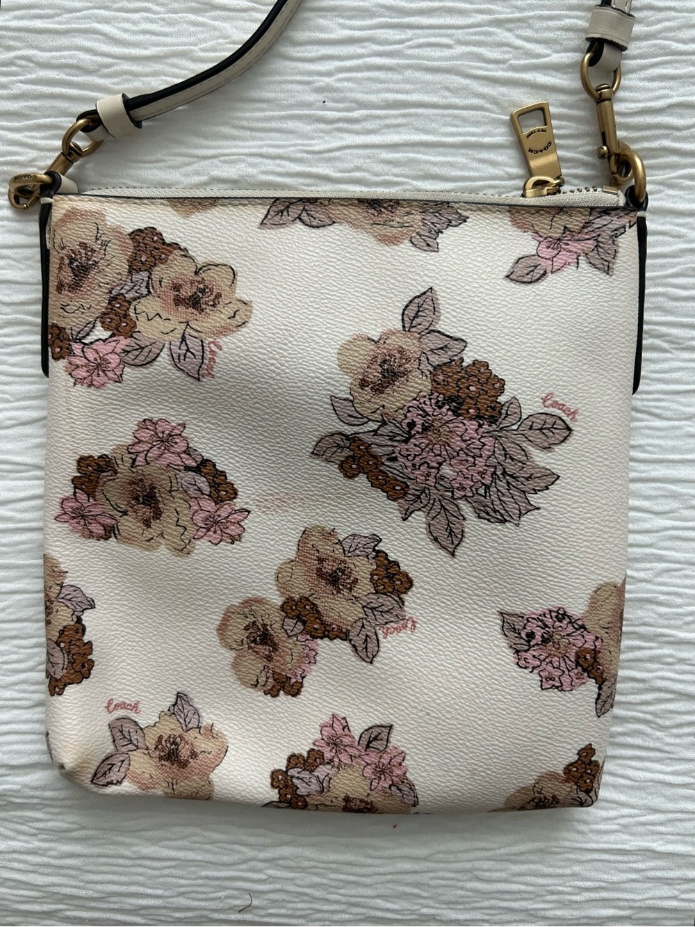 Vintage Coach Cream Floral Crossbody with Pink and Brown Accents - Picture 2 of 8